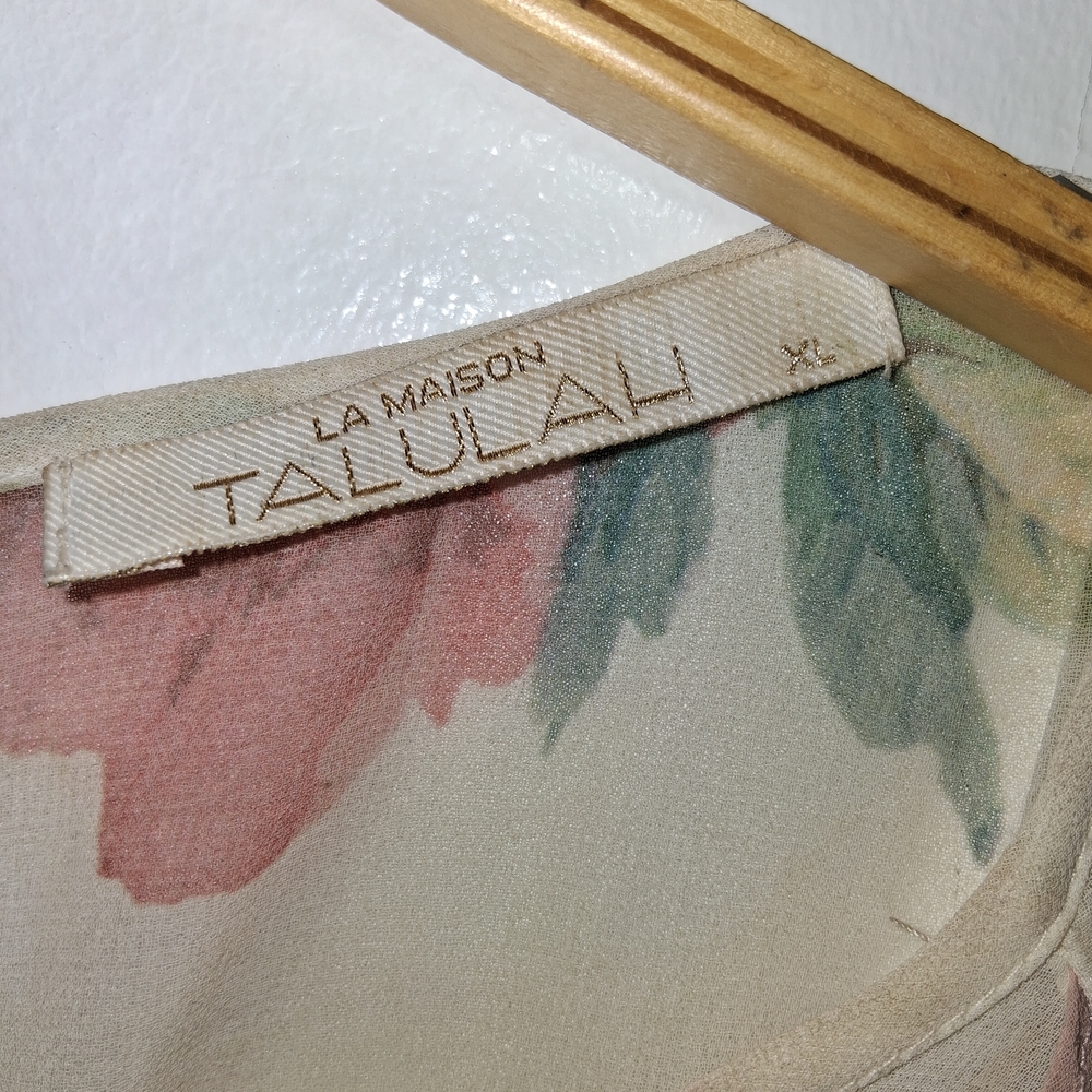 Chic Floral Ruffle Dress - Picture 3 of 3